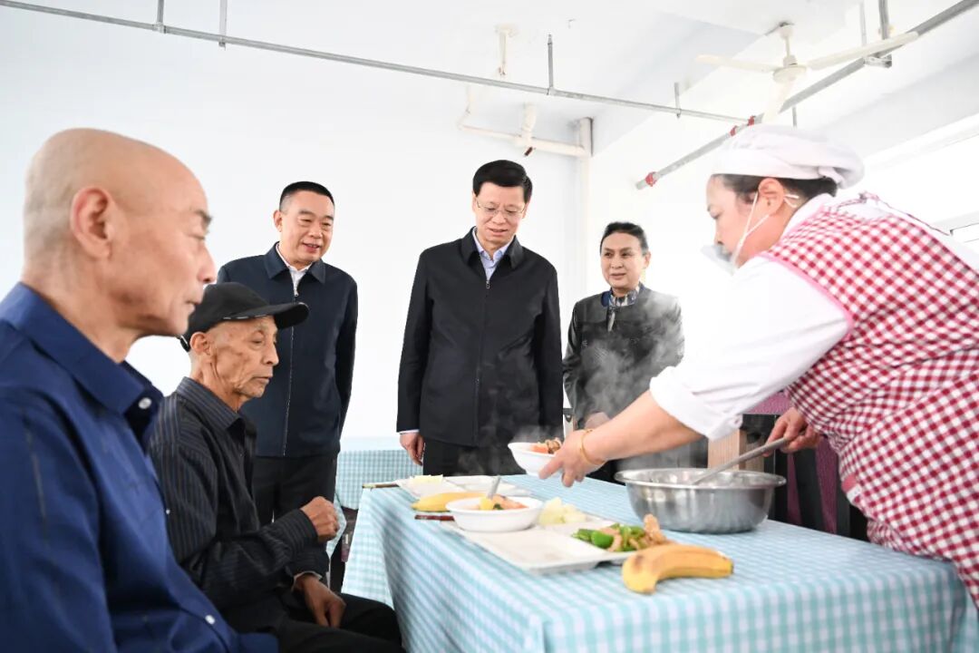 乐球体育