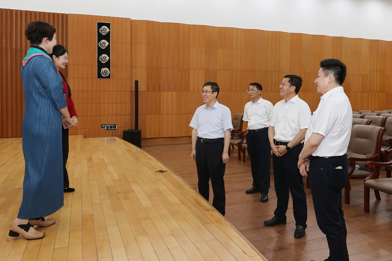 姜有为到沈阳音乐学院调研并为师生讲授思政课